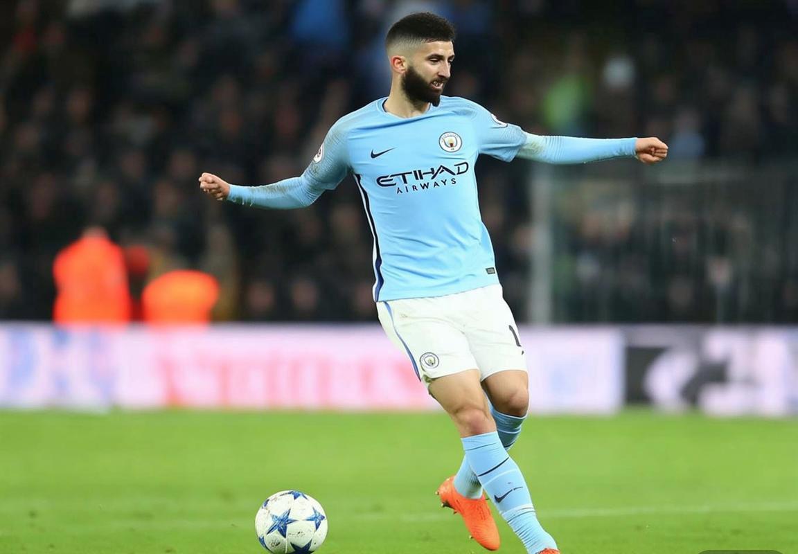 曼城或5000万英镑售卡尔文·菲利普斯至热刺，瓜迪奥拉弃用宣告失败投资终结